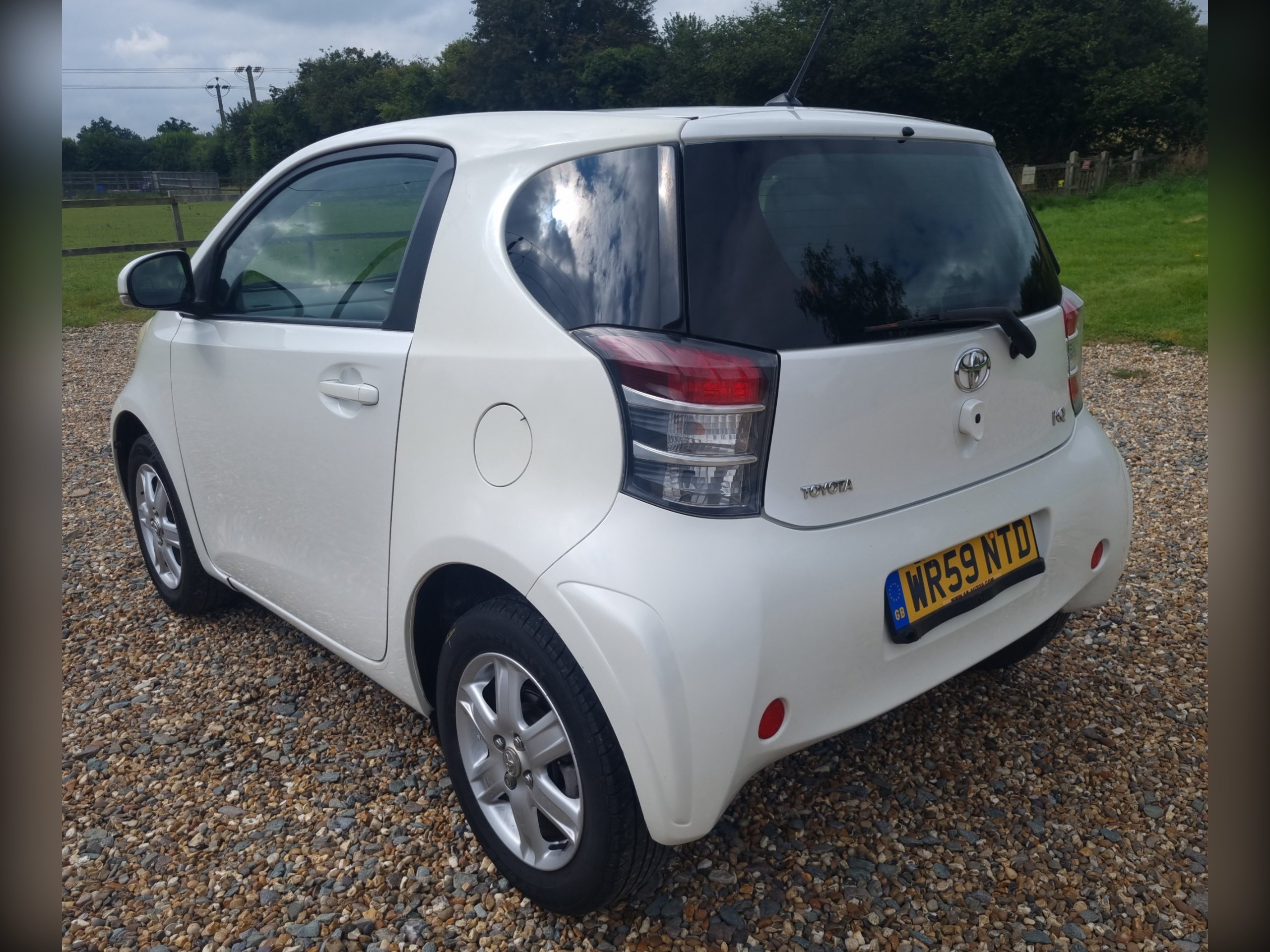 Used Toyota Iq Vvt I Iq Door For Sale In Chesham